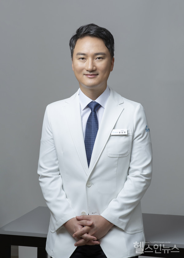 Sam Young Yoon, Diretor Representante da First Eye Clinic