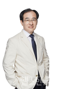 가톨릭대학교 성빈센트병원 정신건강의학과 홍승철 교수