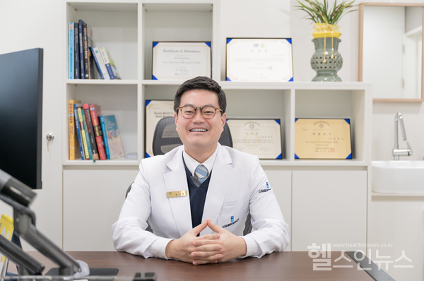 Sindang Centro de Ortopedia Central Song Dae-geon, CEO